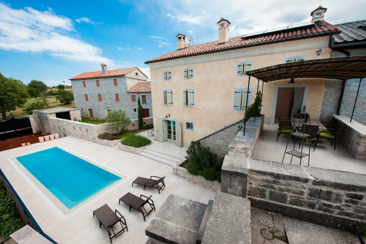 Villa Tona Višnjan Eksteriør bilde